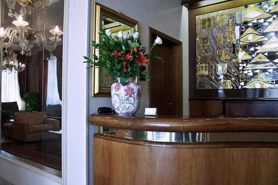 C-Hotels De Rose Palace Firenze Esterno foto