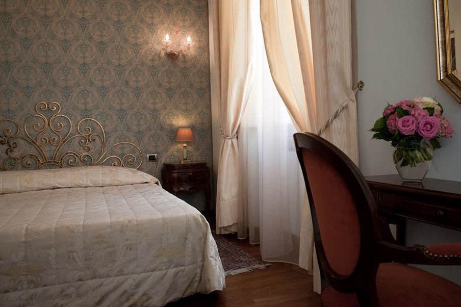 C-Hotels De Rose Palace Firenze Esterno foto