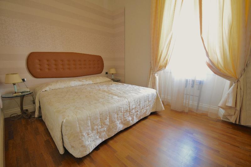 C-Hotels De Rose Palace Firenze Esterno foto