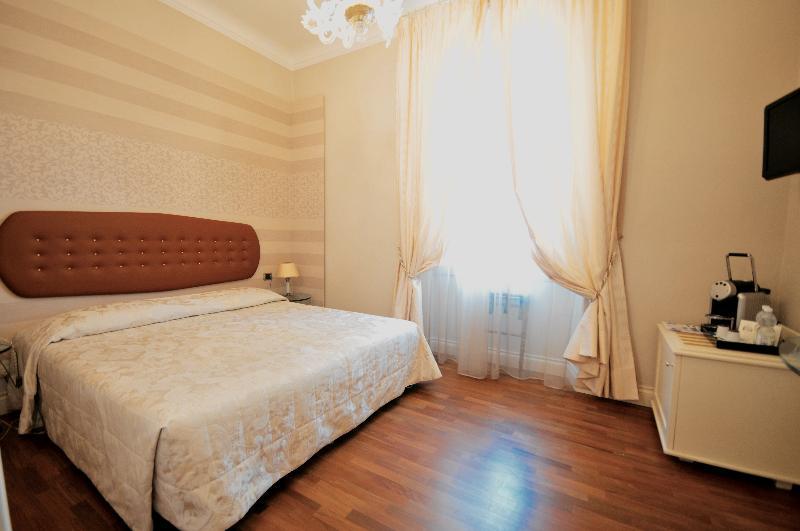 C-Hotels De Rose Palace Firenze Esterno foto