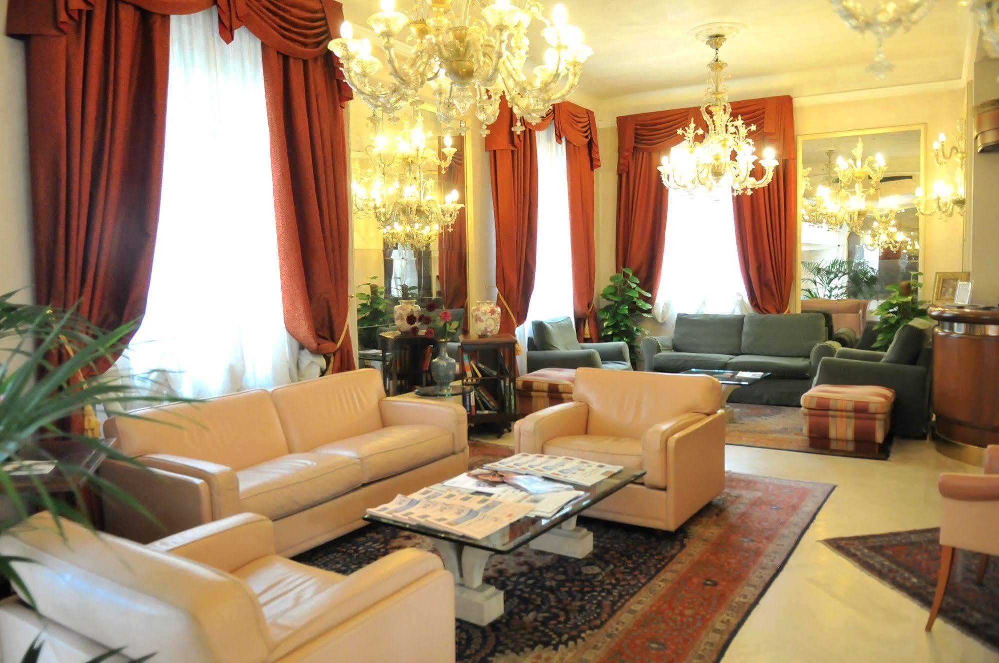 C-Hotels De Rose Palace Firenze Esterno foto